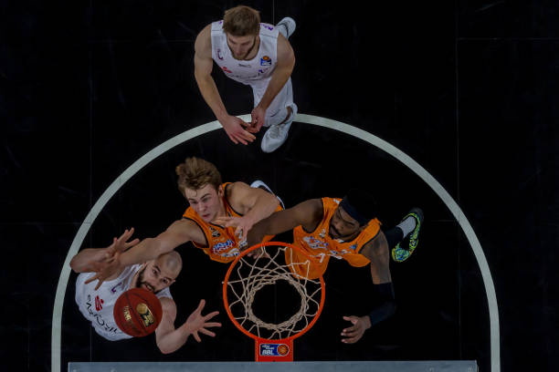 早已尘埃落 早已尘埃落