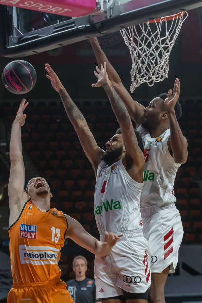 交媒体互动 交媒体互动